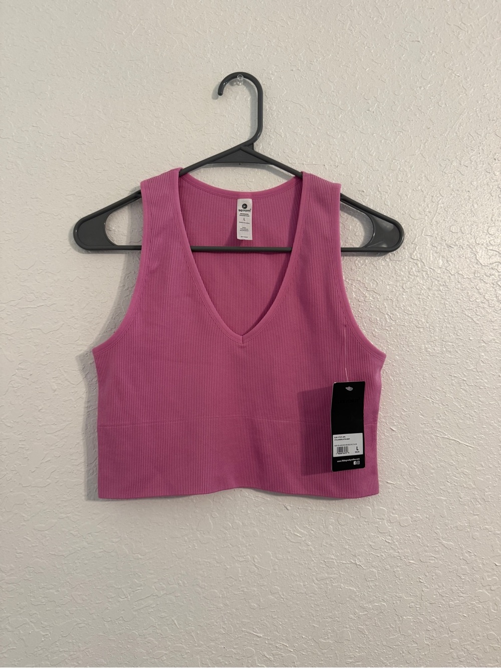 90 Degree by Reflex Women’s Seamless Ribbed V-Neck Crop Tank Top Size L Pink NWT